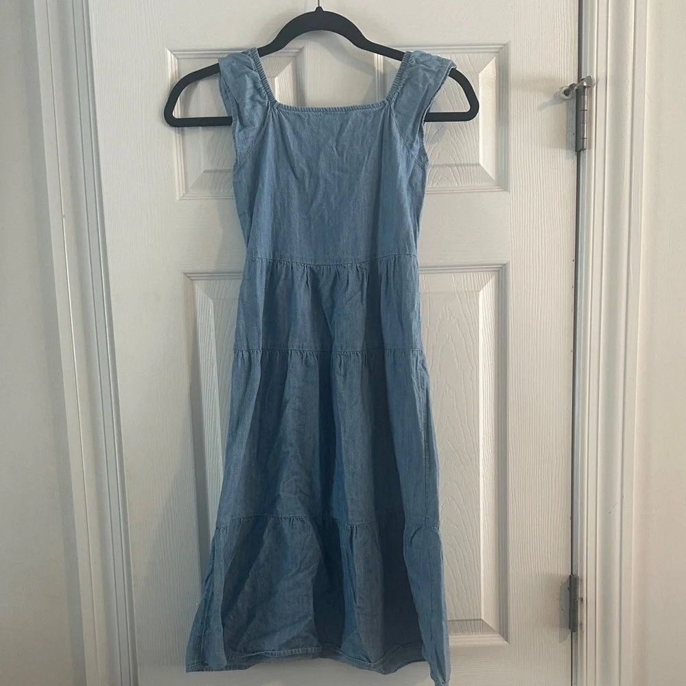 Old Navy two sleeveless